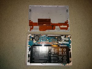 Langkah 1 — Membuka casing laptop