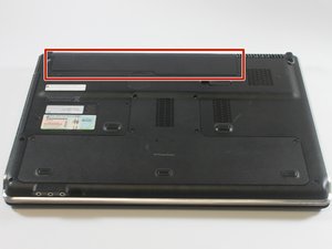 Langkah 1 — Matikan Laptop dan Siapkan Alat