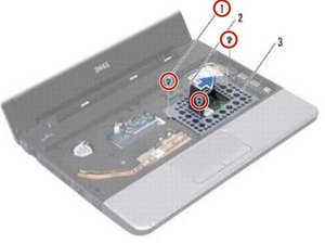 Langkah 1 — Menghapus Screws yang Mengunci Hard Drive