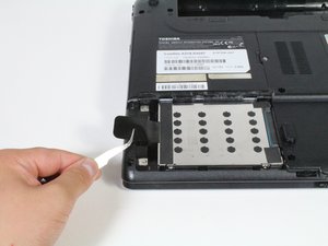 Langkah 3 — Mengakses Hard Drive