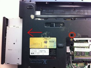 Langkah 3 — Mengakses CD Drive