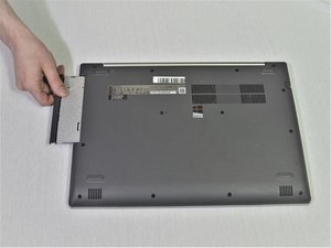 Langkah 3 — Lepaskan Drive Optik