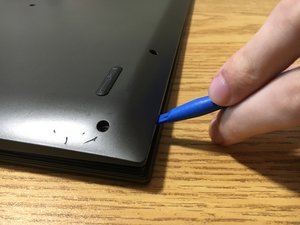 Langkah 2 — Lepaskan Hard Drive Lama dan Pasang yang Baru