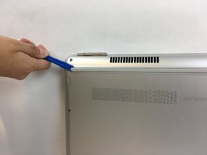 Langkah 1 — Matikan Laptop dan Cabut Kabel