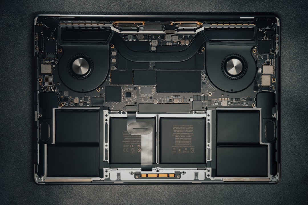Cara Cek Kondisi Baterai Laptop Sebelum Membeli yang Baru