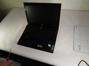 Langkah 3 — Membuka Panel Laptop