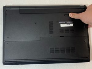 Langkah 3 — Mengeluarkan Optical Drive