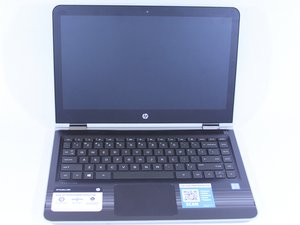 Langkah 4 — Balikkan Laptop dan Buka Layar