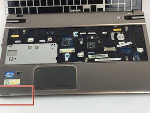 Langkah 4 — Mengganti Optical Disk Drive