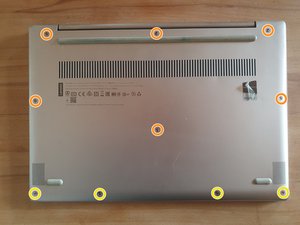 Langkah 1 — Membuka Tutup Belakang Laptop