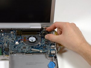 Langkah 9 — Mengangkat Speaker