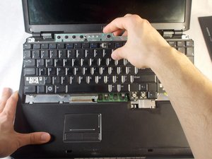 Langkah 5 — Angkat Keyboard
