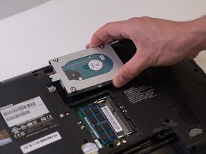 Langkah 4 — Menggeser Hard Disk