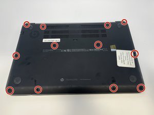 Langkah 1 — Persiapan dan Pembukaan Casing Laptop