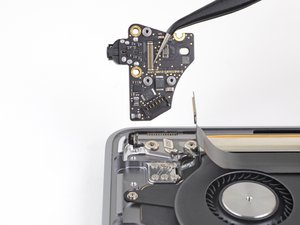 Langkah 6 — Angkat Papan Audio