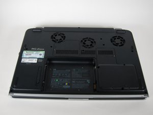 Langkah 2 — Mengatur Posisi Laptop