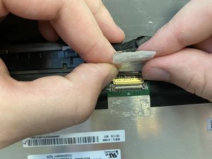 Langkah 4 — Menghubungkan Kabel Emas ke Base Silver
