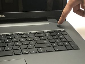 Langkah 1 — Matikan Laptop dan Cabut Baterai