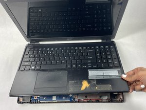 Langkah 5 — Cabut Panel Atas