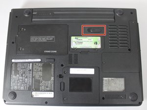 Langkah 1 — Matikan Laptop dan Lepaskan Baterai