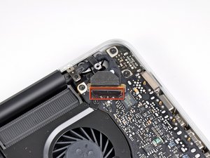 Langkah 9 — Lepas Kabel Display