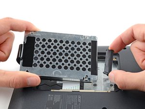 Langkah 4 — Lepas Kabel HDD