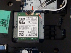 Langkah 6 — Merakit Kembali Laptop