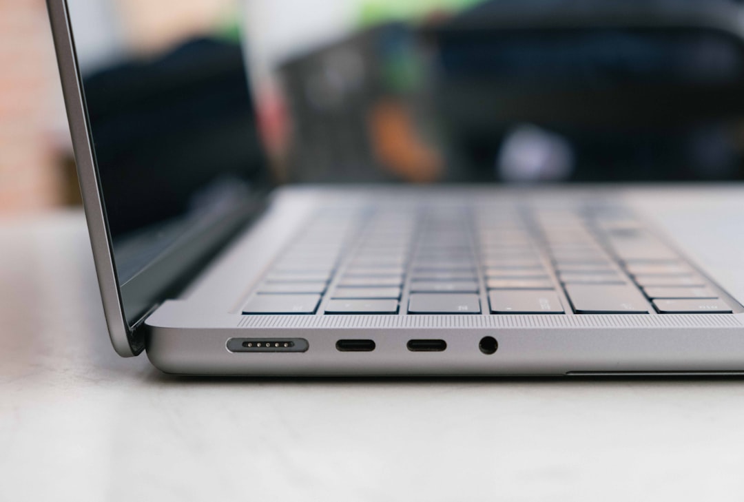 Ganti Feet MacBook Pro 13" Unibody Mid 2010