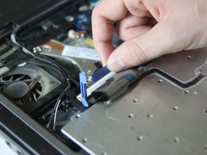 Langkah 7 — Lepas Kabel Pita