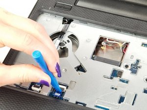 Langkah 7 — Mengeluarkan Kabel Pengunci