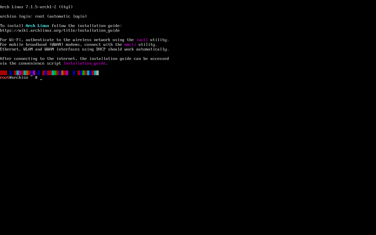 Layar prompt root Arch Linux dengan pesan petunjuk instalasi
