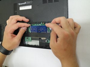 Langkah 4 — Menghubungkan dan Memisahkan Kabel