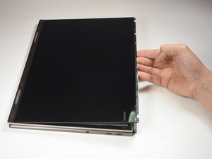 Langkah 6 — Lepaskan Kabel Konektor di Bagian Atas Layar