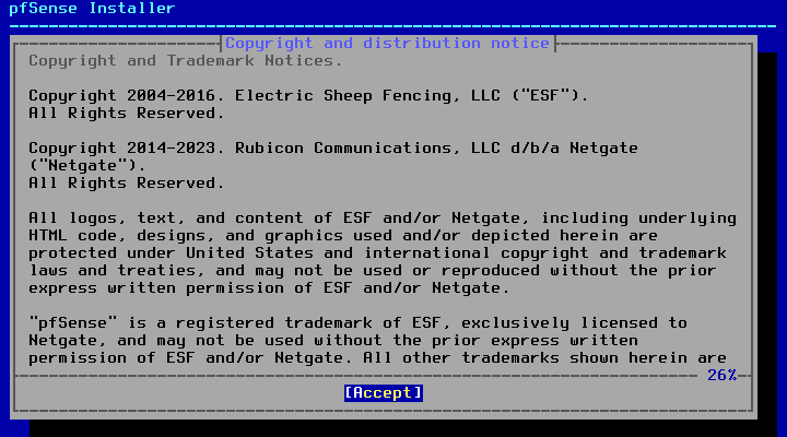 Layar installer pfSense berjudul Copyright and distribution notice menampilkan hak cipta Electric Sheep Fencing dan Netgate dengan tombol Accept