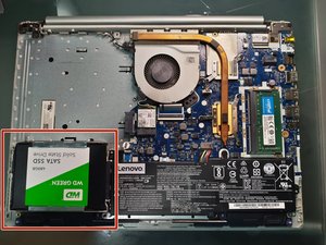 Langkah 4 — Lepaskan Hard Drive Lama